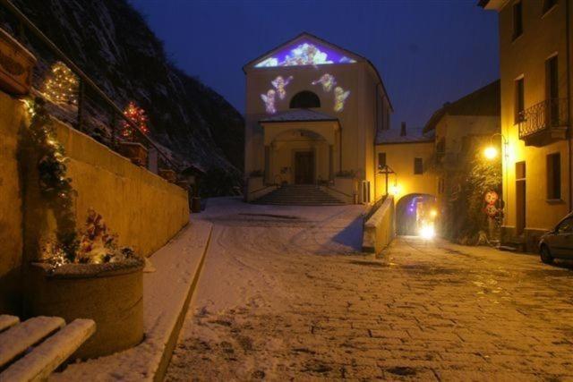 B&B Vecchio Torchio Di Bard Bagian luar foto