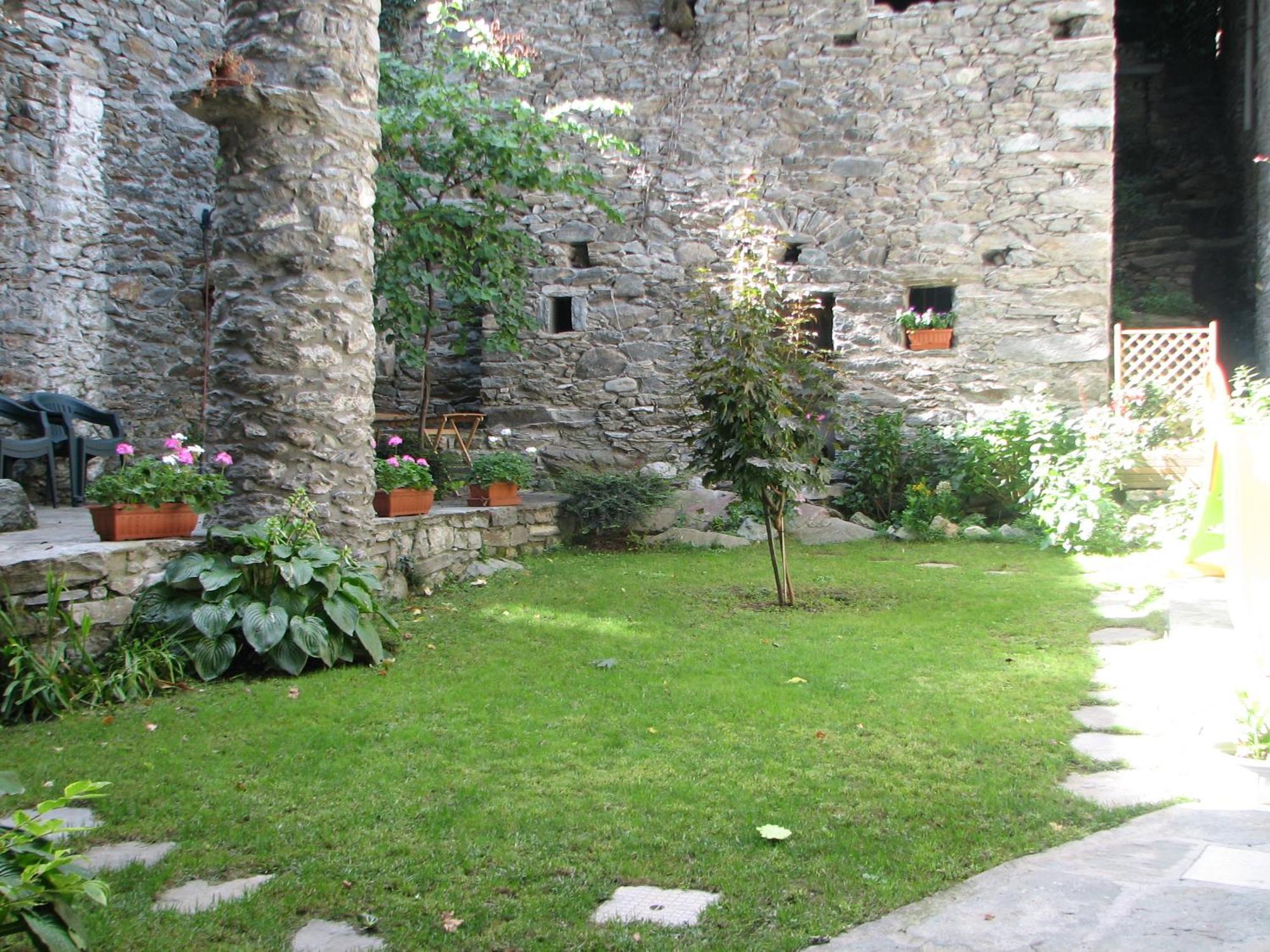 B&B Vecchio Torchio Di Bard Bagian luar foto