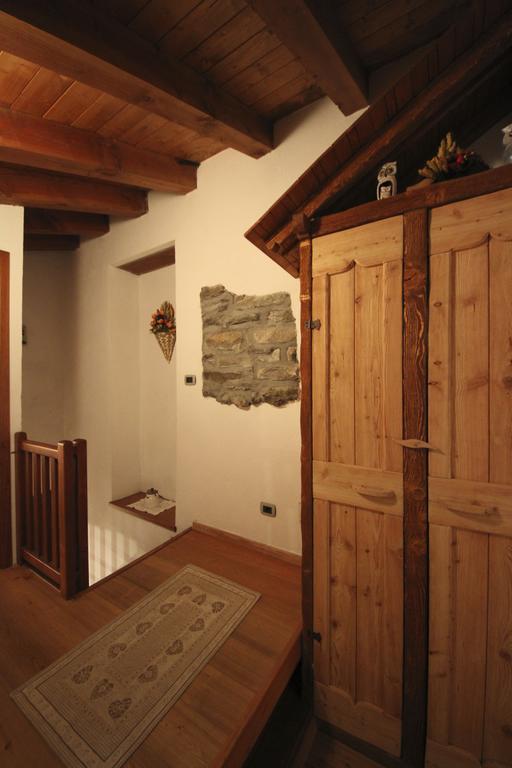 B&B Vecchio Torchio Di Bard Bagian luar foto