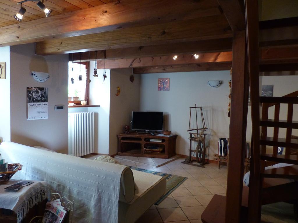 B&B Vecchio Torchio Di Bard Bagian luar foto